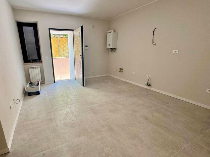 Appartamento trilocale in vendita in Piazza Torlonia, Centro, Avezzano