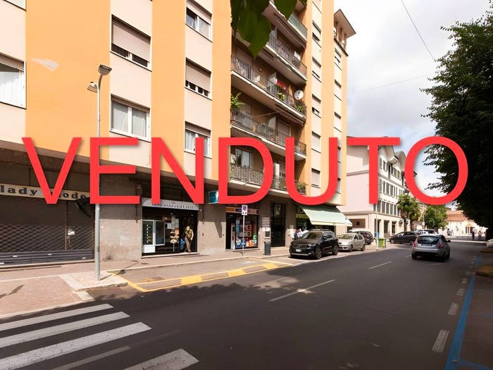 Appartamento bilocale in vendita in Viale Rimembranze, Centro, Lainate