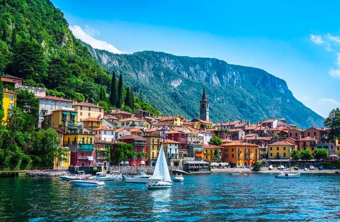 Casa con 6 locali in vendita in Piazza Camillo Benso di Cavour, Centro Storico, Como