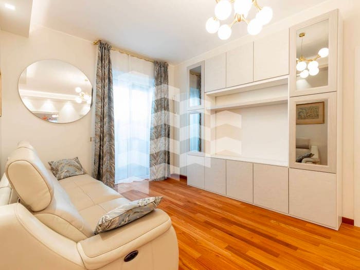Appartamento trilocale in vendita in Corso Di Porta Vittoria, Guastalla, Milano