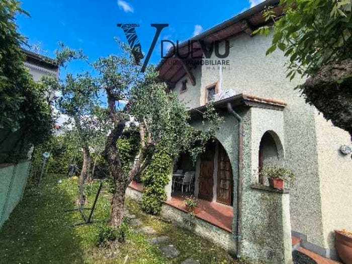Casa con 6 locali in vendita in Via Agnelli, Centro, Forte dei Marmi