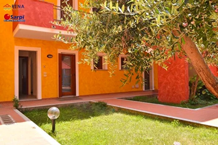 Appartamento bilocale in vendita in Strada Provinciale Santa TeresaCastelsardo, Santa Teresa Gallura