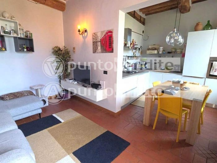 Appartamento quadrilocale in vendita in Via Teresa Bandettini, San Concordio, Lucca
