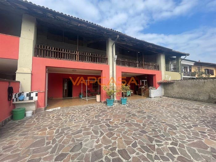 Casa quadrilocale in vendita in VIA MANARA, Antegnate