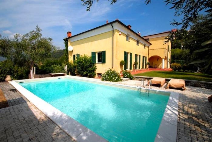 Casa con 6 locali in vendita in Via Nuova, Centro, Bolano