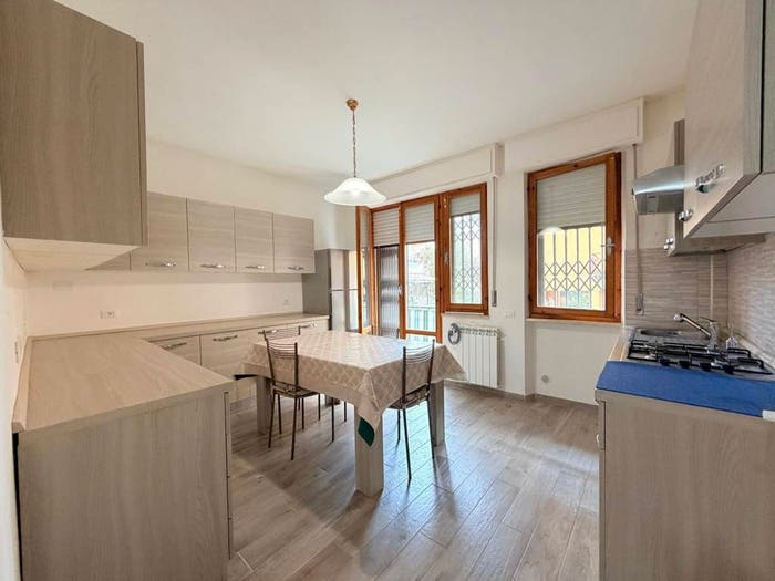 Appartamento trilocale in vendita in Viale Giugno, Cassarello Senzuno Salciaina, Follonica