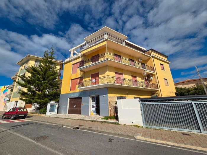 Appartamento con 6 locali in vendita in Via Poseidone, Centro, Diamante
