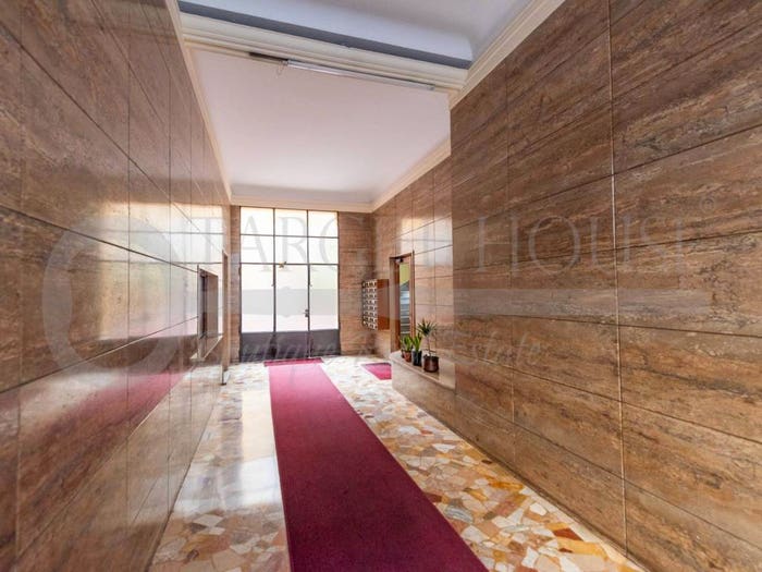 Appartamento trilocale in vendita in Via Giovanni Battista Niccolini, Paolo Sarpi, Milano