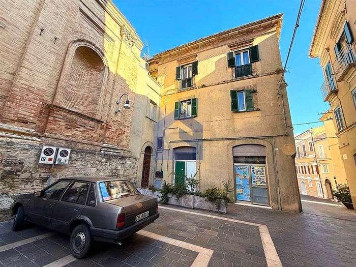 Appartamento con 5 locali in vendita in Piazza Municipio, Centro, Atessa