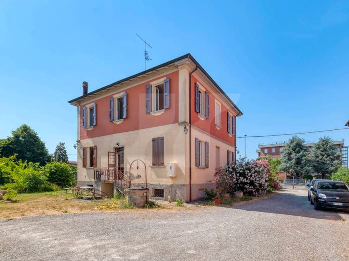 Casa con 6 locali in vendita in Via Forlai, Padulle, Sala Bolognese