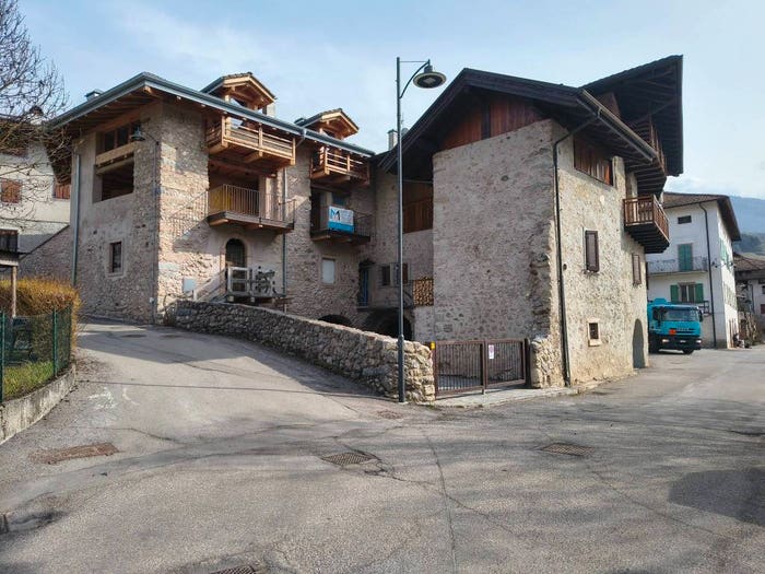 Appartamento trilocale in vendita in Frazione Poia, Poia, Comano Terme