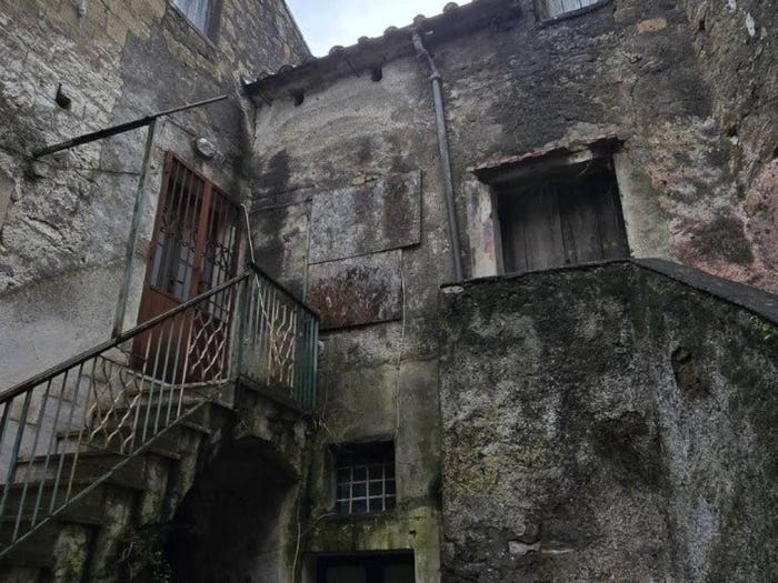 Casa quadrilocale in vendita in Via Tuoro, Carifi Torello Priscoli, Mercato San Severino