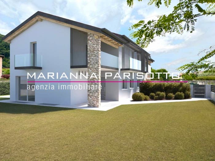 Casa con 5 locali in vendita in Viale Asiago, Bassano del Grappa
