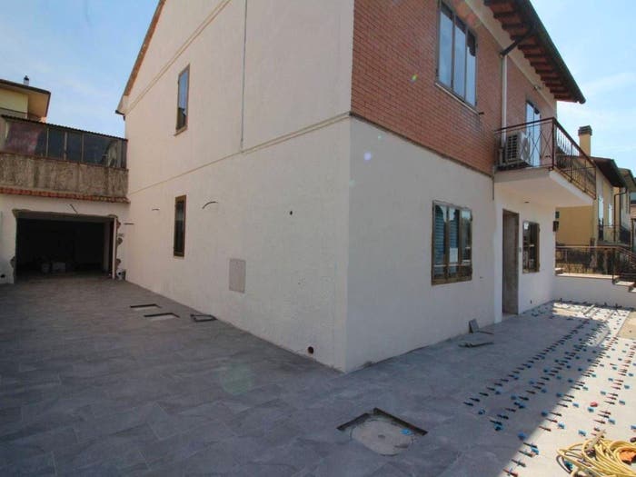 Appartamento con 5 locali in vendita in Via Montelupo, Montespertoli