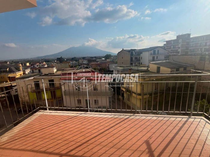 Appartamento quadrilocale in vendita in Corso Umberto I C, Centro, Marigliano