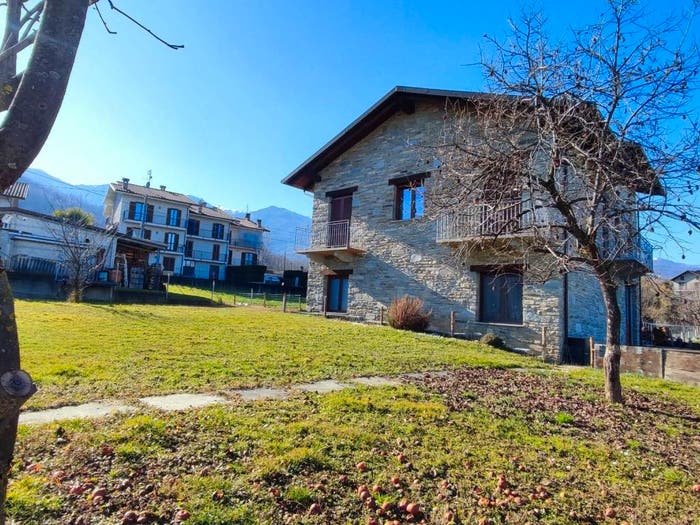 Casa con 5 locali in vendita in Via Mulino, Gambasca