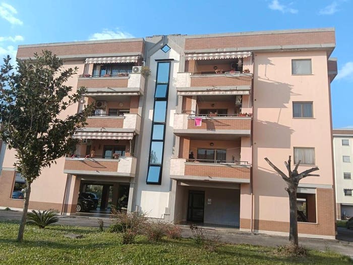 Appartamento trilocale in vendita in Via del Murillo, Latina Scalo, Latina