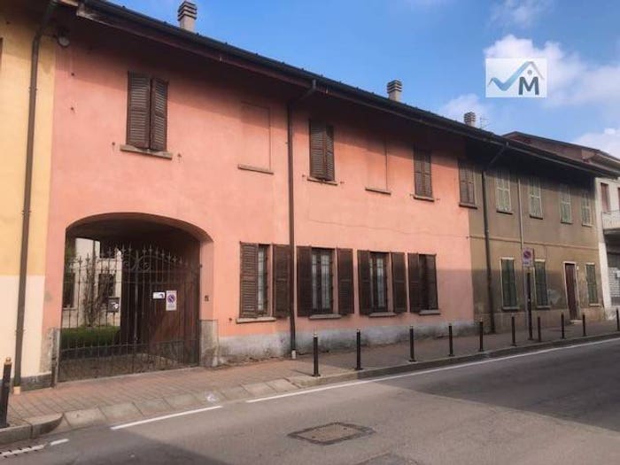 Casa con 6 locali in vendita in VIA CRISTOFORO COLOMBO, Meda