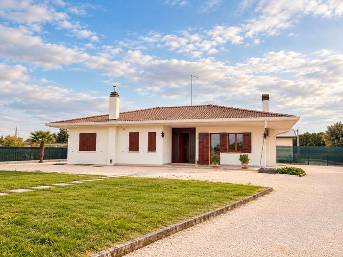 Casa quadrilocale in vendita in Via Cesare Battisti, Candelù, Maserada sul Piave