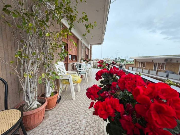Appartamento quadrilocale in vendita in Via Domenico Fontana, Arenella, Napoli