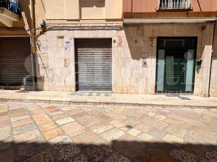 Appartamento monolocale in vendita in Via Municipio, Centro Storico, Barletta