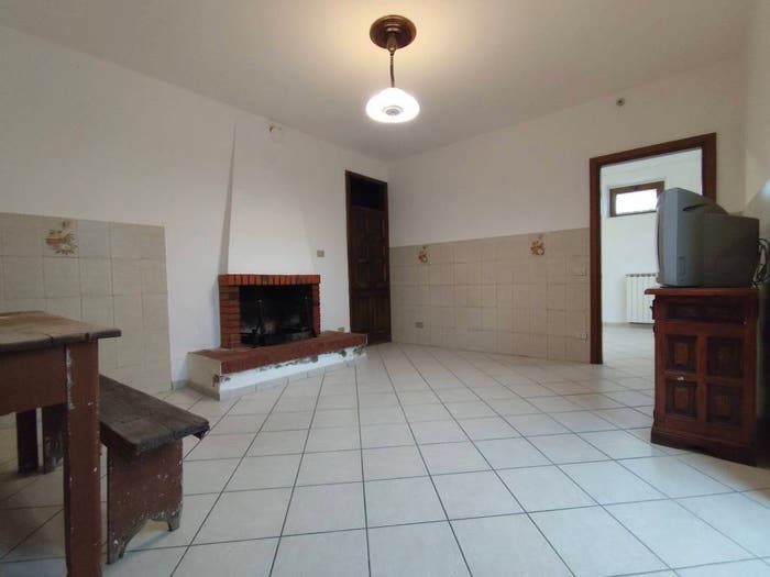 Casa con 6 locali in vendita in Località Rigutino Est, Rigutino, Arezzo
