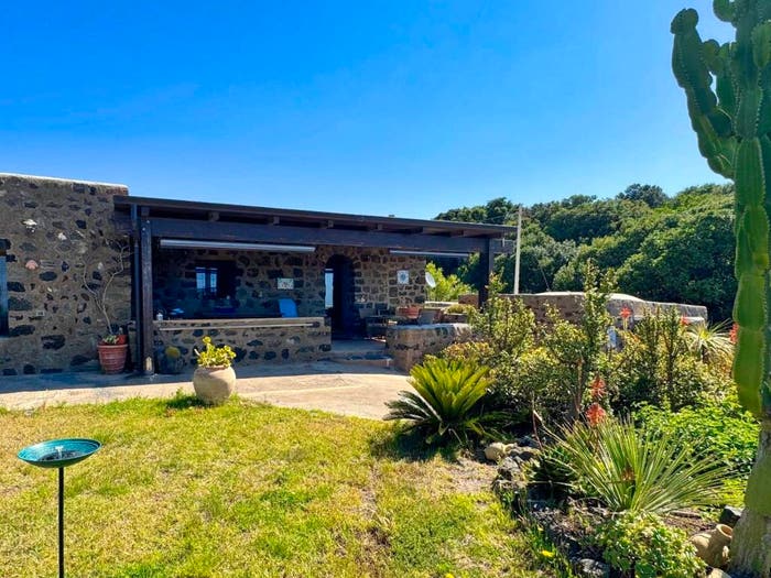 Casa quadrilocale in vendita in Località Sibà, Siba Roncone, Pantelleria