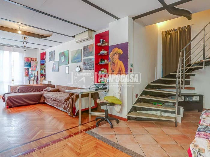 Casa trilocale in vendita in Via Gesù, Centro, Castano Primo