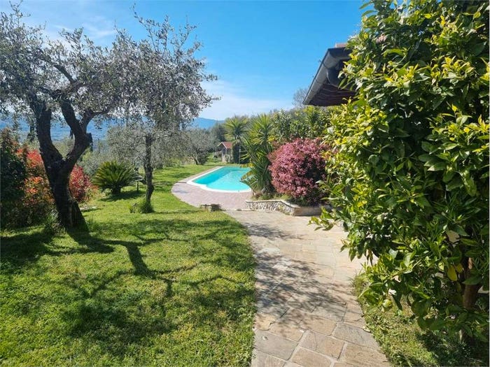 Casa con 6 locali in vendita in Borghetto Melara, Fosdinovo