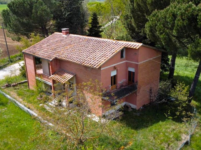 Casa con 6 locali in vendita in Strada Provinciale Traversa Maremmana, Casole d'Elsa