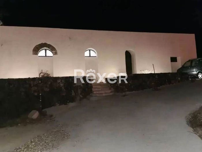 Casa con 5 locali in vendita in Via Villa, Centro, Pantelleria