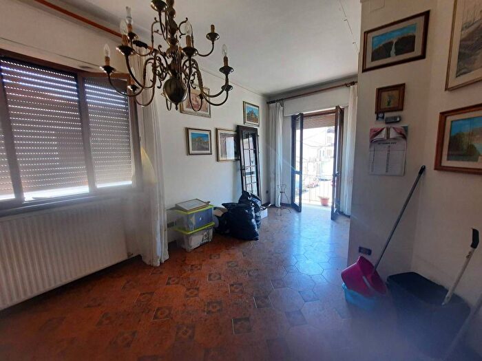 Casa con 6 locali in vendita in Via Vittorio Veneto, Centro, Viareggio
