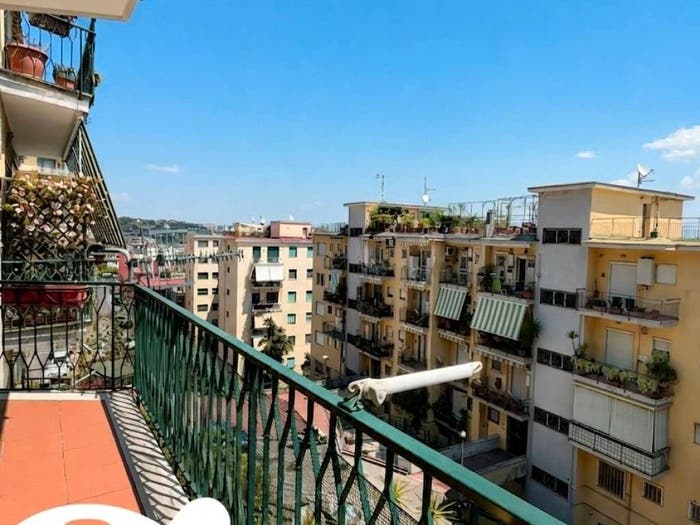 Appartamento quadrilocale in vendita in Via Girolamo Santacroce, Piazza Canneto Salvator Rosa, Napoli