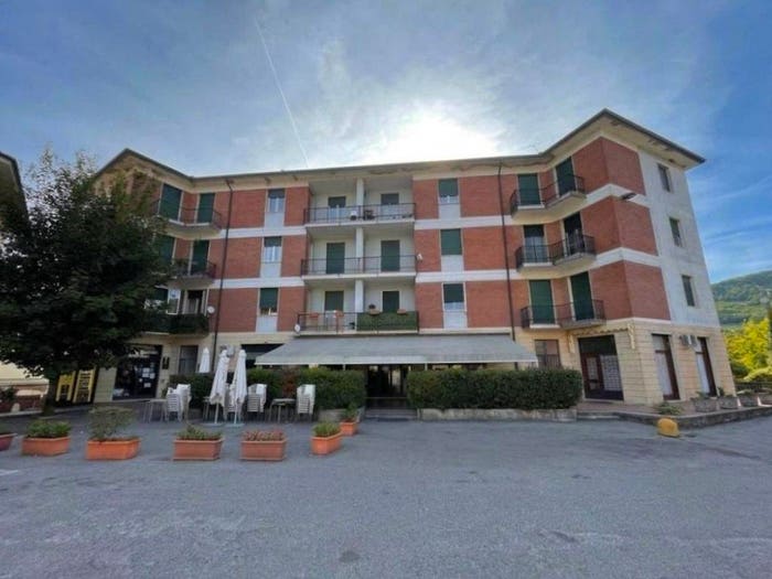 Appartamento trilocale in vendita in Largo Alessandro Manzoni, San Sebastiano Curone