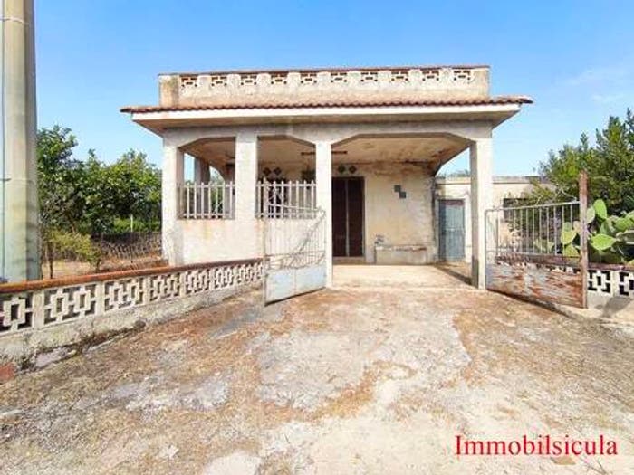 Casa con 5 locali in vendita in Via Del Giglio, Santa Maria Del Focallo, Ispica