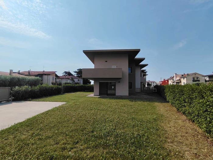 Casa con 5 locali in vendita in Via Monte Pertica, Centro, Bassano del Grappa