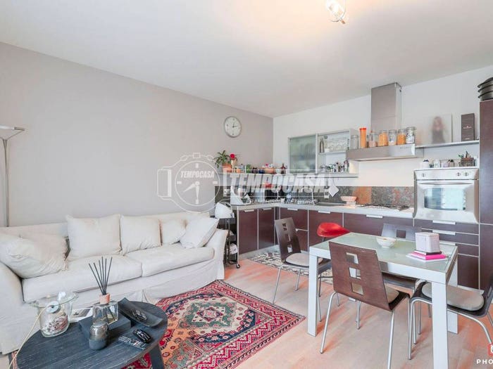 Casa con 6 locali in vendita in Viale Calabria, Fontanelle, Riccione