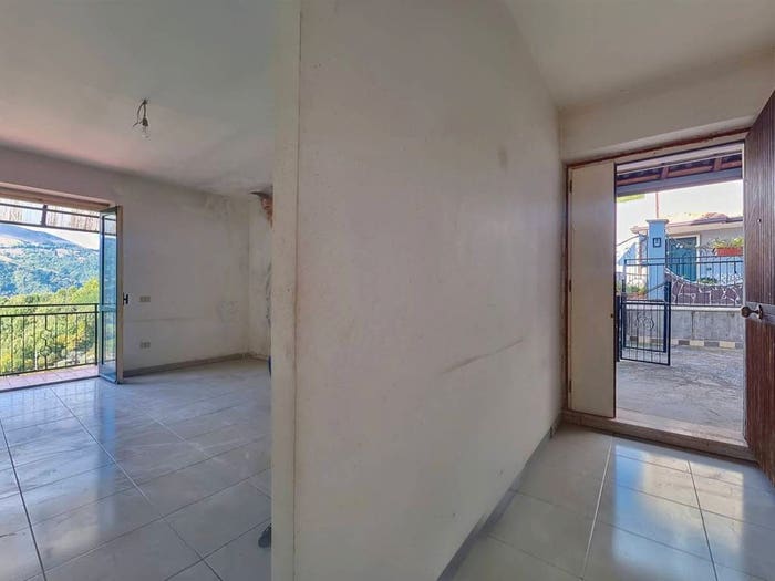 Appartamento con 6 locali in vendita in Cda S Antuono, Centro, Muro Lucano
