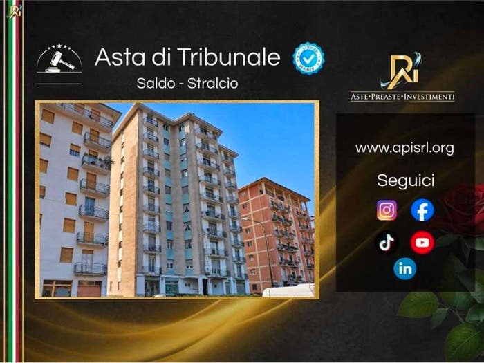 Appartamento quadrilocale in vendita in Via Giuseppe Garibaldi, Crevacuore