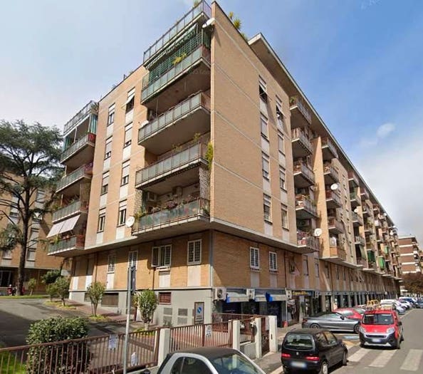 Appartamento con 6 locali in vendita in via Ernesto Nathan, Magliana, Roma
