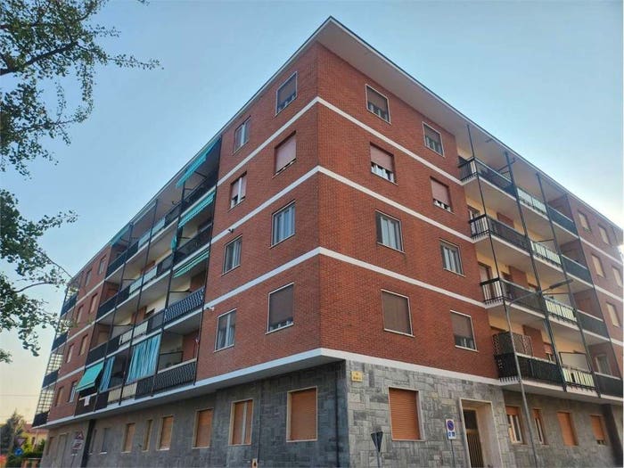 Appartamento trilocale in vendita in via Risaglia, Centro, Fossano