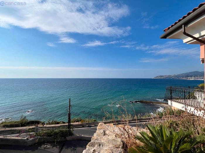 Appartamento con 6 locali in vendita in corso mazzini, La Brezza Tre Ponti, Sanremo