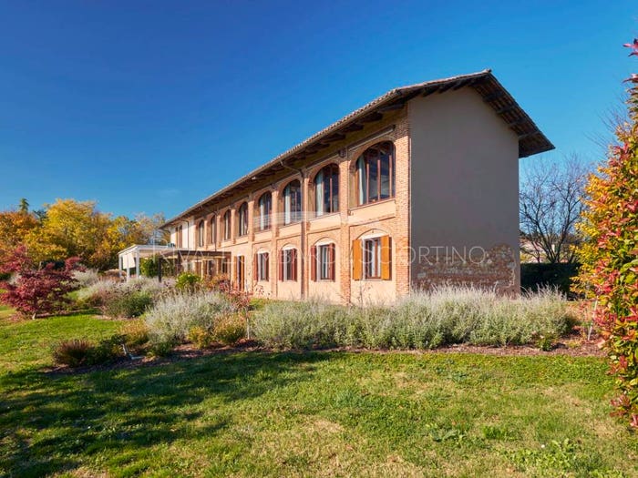 Casa con 6 locali in vendita in Via Padre Carpignano, Montiglio Monferrato