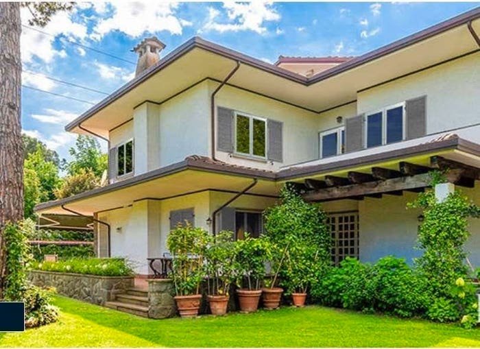 Casa con 6 locali in vendita in Via Settembre, Caranna, Forte dei Marmi