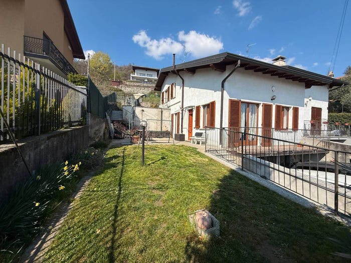 Casa con 5 locali in vendita in Via Cascina Avalle, Albavilla