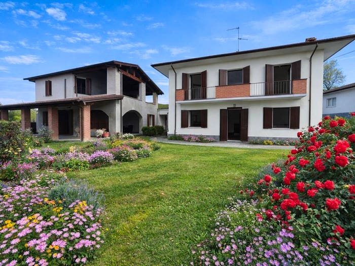 Casa con 6 locali in vendita in Carmine, Colli Verdi