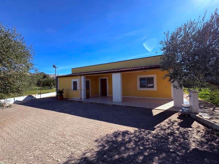 Casa quadrilocale in vendita in Contrada Marinara, Mottola