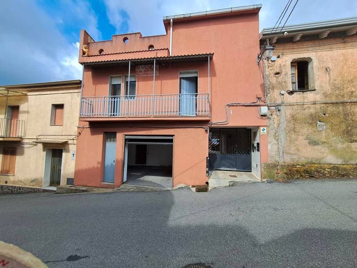 Appartamento con 5 locali in vendita in Centro, Serrastretta