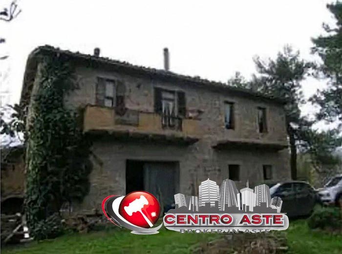 Casa con 6 locali in vendita in Via Provinciale Casinina PU Italia, Sassocorvaro Auditore
