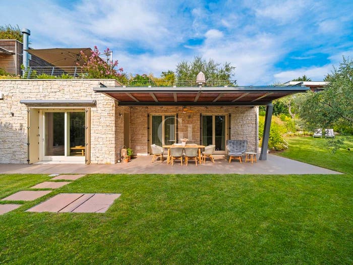 Casa quadrilocale in vendita in strada dei richiami, Bardolino